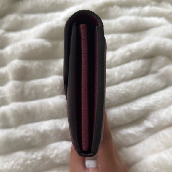 Louis Vuitton Raisin Empriente Sarah Wallet - Picture 8 of 9